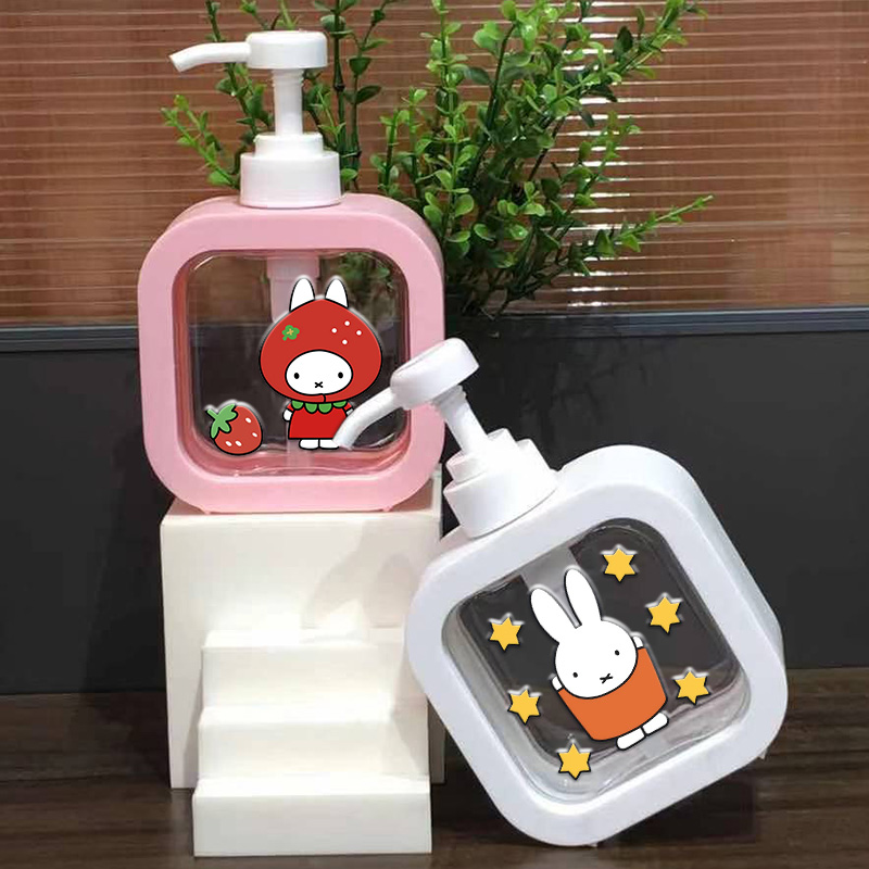 Home Goods Bathroom - 300ML มิฟฟี่ ซีรีส์ แบธ ปั๊ม โบทล์ขวดเปล่าแบบเติมได้การ์ตูนโลชั่นดิสเพนเซอร์ภาชนะแบบพกพาสำหรับเจลอาบน้ำของขวัญวันเกิด