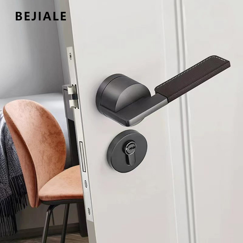 Home Bathroom Lock - ล็อคประตูห้องนอนภายใน วัสดุซิงค์อัลลอยด์ พร้อมระบบแม่เหล็กดูด ล็อคประตู/ล็อคห้องน้ำ ป้องกันการโจรกรรม เพิ่มความปลอดภัยให้กับประตูห้องในบ้าน